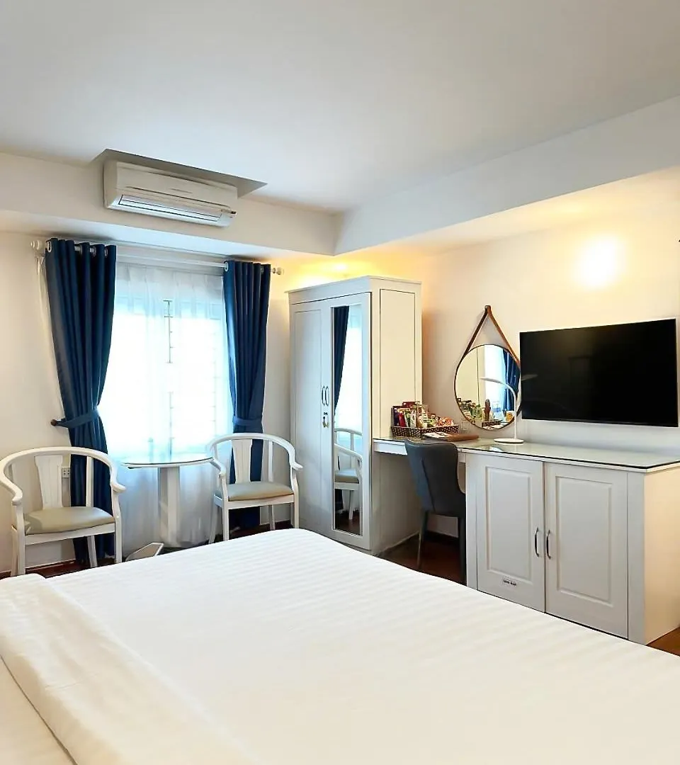 A25 Hotel -137 Nguyen Du - Da Nang 3*,